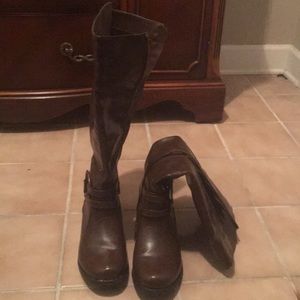 Wide calf below the knee boots